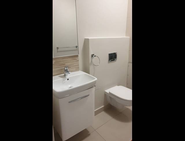 2 BEDROOM APARTMENT FOR SALE IN UMHLANGA RIDGE